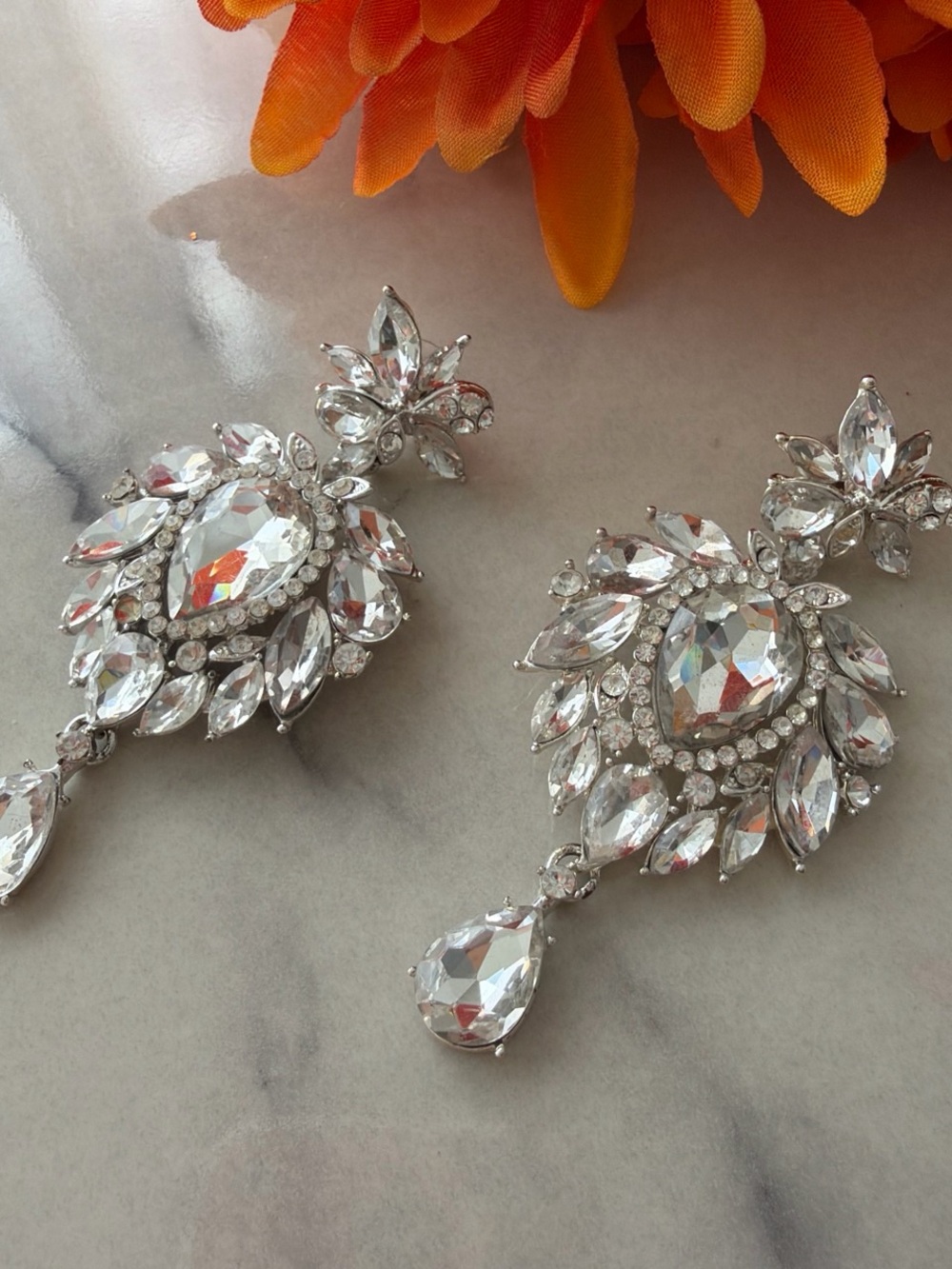 Forever 21 Silver Clear Teardrop Crystal Chandelier Earrings
